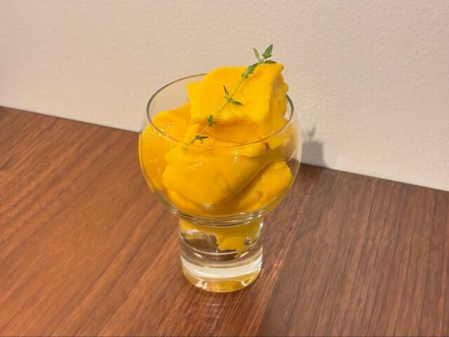 【業務スーパー“冷凍・冷蔵スイーツ”が最強だった】プルプルのプリンが思いっきり食べれちゃいます