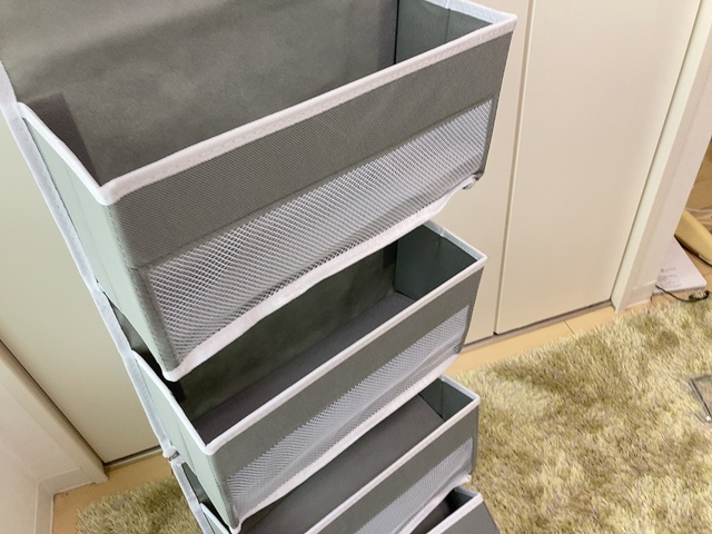 【HASONA ウォールポケット 6段】6段分収納できるのでジャンルごとにも分類できます