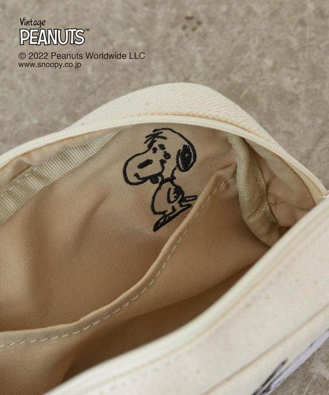 内側にはスヌーピーが隠れています♪【PEANUTS×EFOLE】スヌーピー 刺しゅう ポーチ