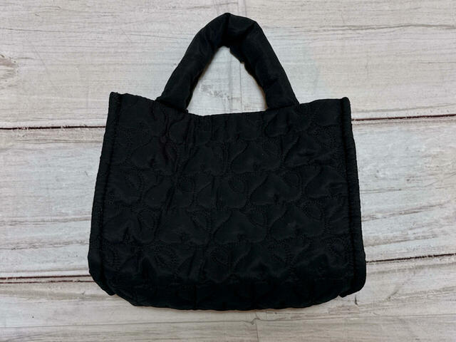 背面もキルティング仕様