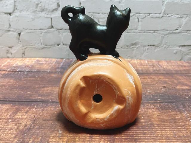 【ナチュラルキッチン】オブジェ黒猫と植木鉢カボチャ／税込330円