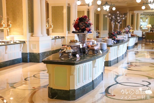 “ディズニー・ハロウィーン”ランチブッフェ／ディナーブッフェ｜シャーウッドガーデン・レストラン