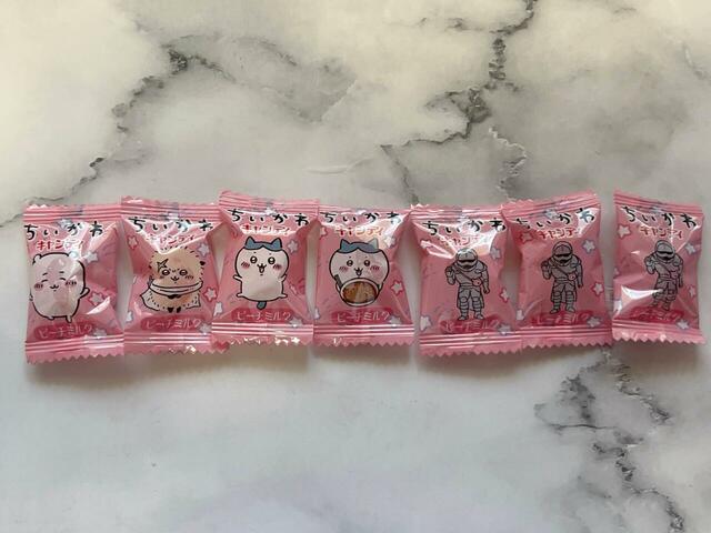 ピーチミルク味のキャンディが6個