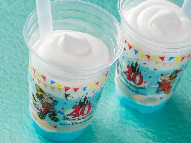 ハーモニーフロスティ（ラムネ） 700円｜東京ディズニーリゾート40周年“ドリームゴーラウンド”スペシャルメニュー
