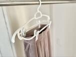 【ダイソー　ピンチハンガーズボン干し用】ズボンの中の通気性がグッとアップ
