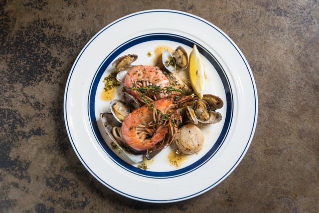 『Gottie's BEEF 淀屋橋odona』