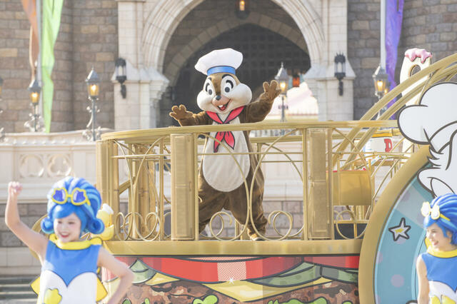 「クワッキーセレブレーション★ ドナルド・ザ・レジェンド!」のようす【「ディズニー・パルパルーザ“ドナルドのクワッキー・ダック！ダック！ダックシティ！”」】