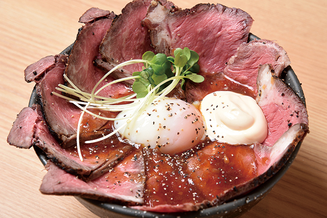 特製ローストビーフ丼1200円｜ローストビーフ油そば ビースト