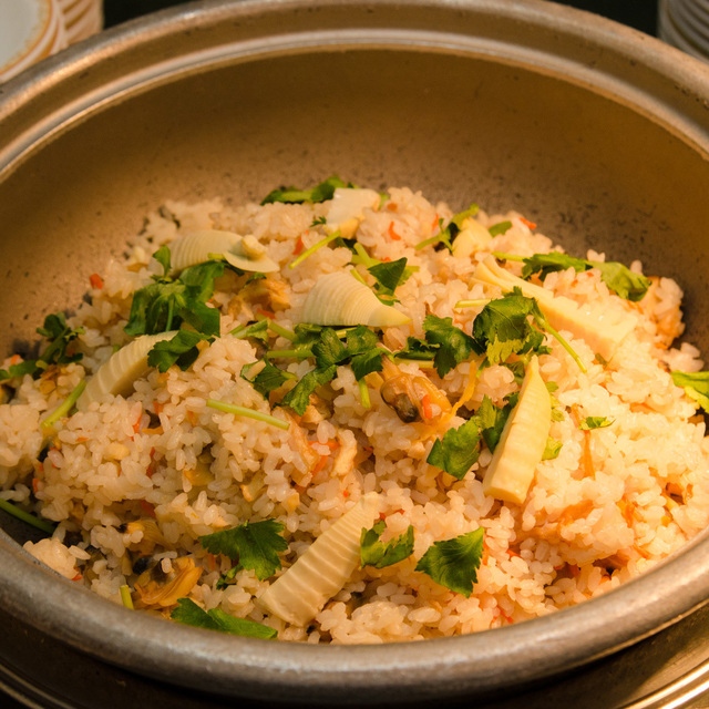 2016年“ディズニー・イースター”ランチブッフェ／ディナーブッフェ｜東京ディズニーランドホテル「シャーウッドガーデン・レストラン」