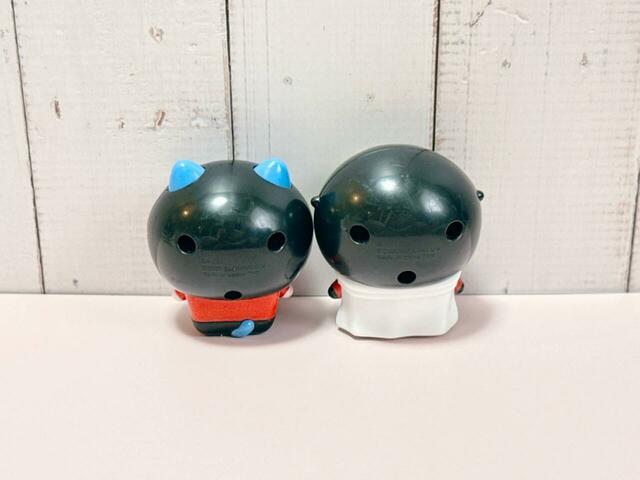並べるとラッコのマントが際立ちます