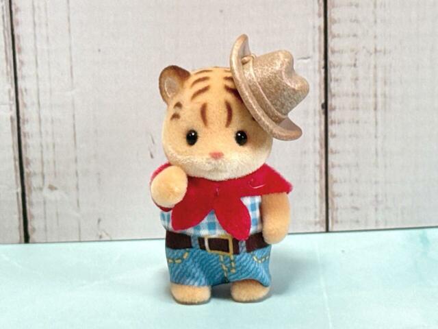 初登場の「トラの赤ちゃん」はカウボーイ姿♪かわいすぎる〜！