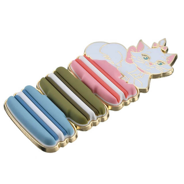 マリー おしゃれキャット ピンバッジ The Aristocats by Ann Shen 2,530円