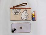 ちょうど携帯が入る大きさ【SPRiNG 11月号増刊】付録：MOOMIN（ムーミン）スマホも入る「お財布クラッチバッグ」