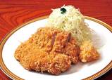ぽん多本家（上野広小路） カツレツ 2700円 豚のロースを叩いて薄くし、自家製のラードでじっくり揚げた、肉の旨みを感じる一品。