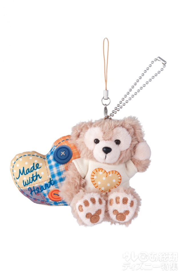 ストラップ 1,700円｜【からだの長さ】約8cm｜東京ディズニーシー「ダッフィーのハートウォーミング・デイズ」2018｜【販売店舗】マクダックス・デパートメントストア