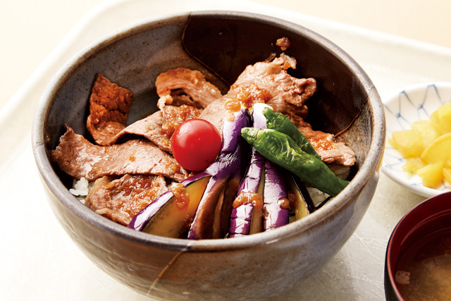 大谷PA（下り）  とちぎ霧降高原牛焼肉丼　1250円