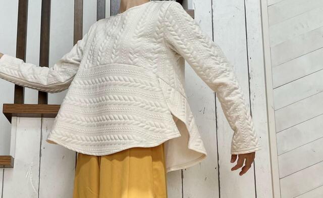 【しまむら　レディースカットソー】歩くたびにふんわり揺れて女性らしさ抜群