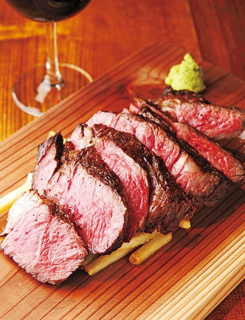 「熟成肉」の名店／Tsui-teru!（中野）　アンガス牛 肩ロース 1598円