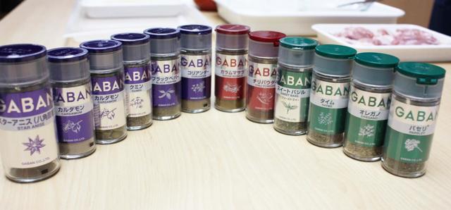 GABAN®のスパイスは種類も充実！ 基本の3種類のカレーをマスターしたら、スパイスの数を増やしてみては？