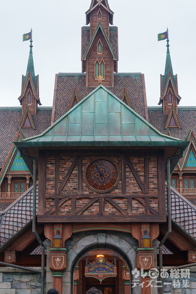 東京ディズニーシー「ファンタジースプリングス」内「フローズンキングダム」