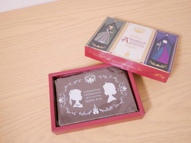 アソ―テッド・チョコレート 1,200円｜「アナとエルサのフローズンジャーニー」をテーマにしたグッズ｜東京ディズニーシー新テーマポート「ファンタジースプリングス」