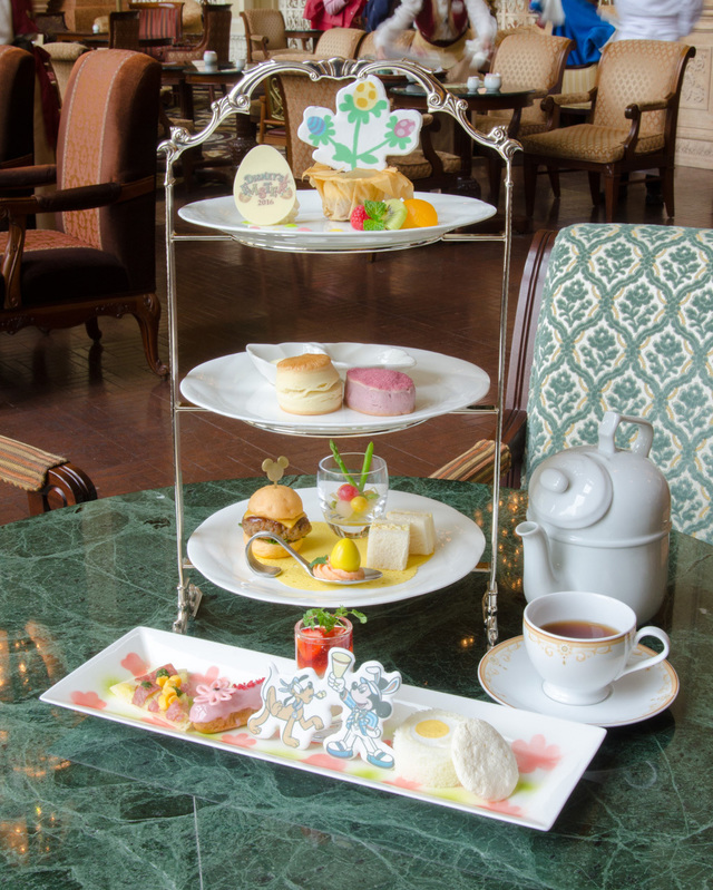 “ディズニー・イースター” アフタヌーンティーセット｜東京ディズニーランドホテル「ドリーマーズ・ラウンジ」