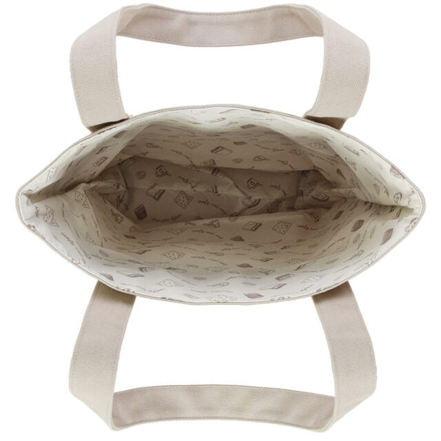 トートバッグ 4,200円｜ダッフィー＆フレンズ｜販売店舗：東京ディズニーシー「マクダックス・デパートメントストア」｜発売日：2024年10月3日（木）