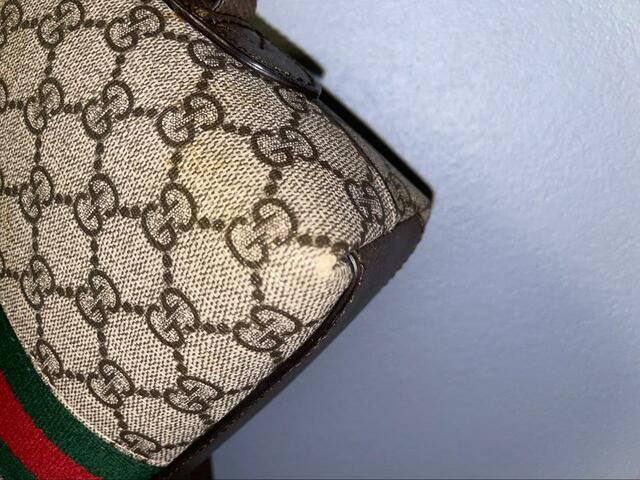 【無印良品 スチロール仕切りスタンド】床置き収納だとバッグ同士が擦れて劣化が早まる