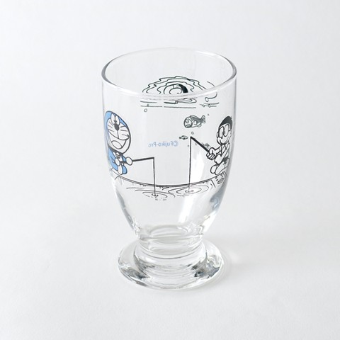 【ヴィレッジヴァンガードオンラインストア／ドラえもんキッチン雑貨】グラス（つり）　1,320 円（税込）