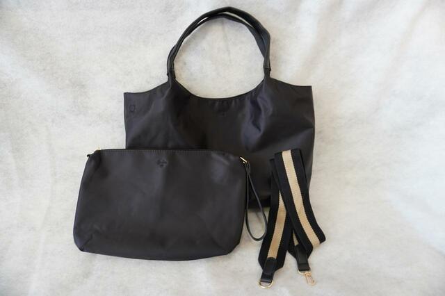 【軽量版！365日使えるエブリデイバッグBOOK by地曳いく子】トート、ポーチ、ショルダーストラップの3点セット