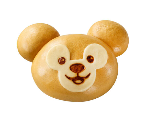 ダッフィーまん(キノコクリーム&キャラメルクリーム) 800円|東京ディズニーシー「ダッフィー&フレンズ20周年:カラフルハピネス」スペシャルメニュー|販売店舗:ミゲルズ・エルドラド・キャンティーナ|販売開始:2025年4月8日(火)