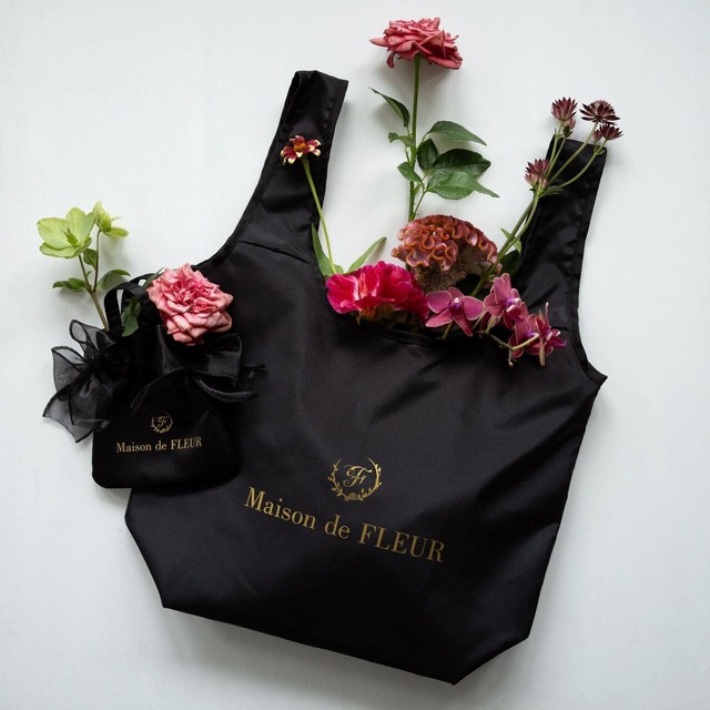 【メゾン ド フルール ショッピングバッグ（ブラック）】高級感のある定番ブラック
