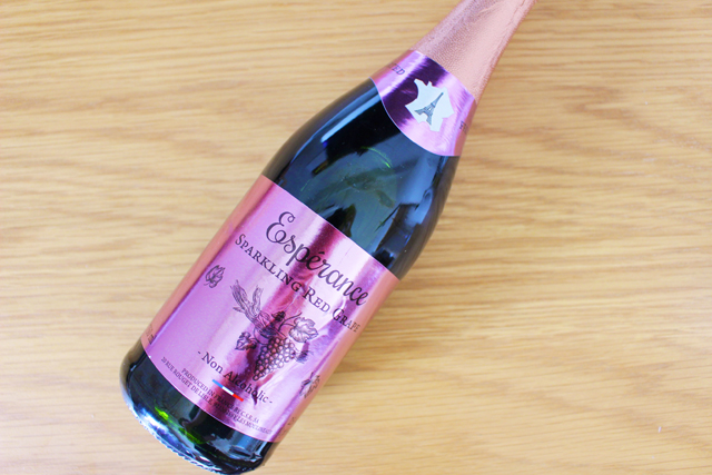 【ロピア　スパークリングレッドグレープジュース　750ml：379円】見た目はまるでワイン！