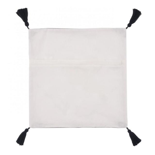 ミッキー クッションカバー/価格3,520円 (税込)/サイズ：縦約45×横45(cm)、素材：側地(コットン)／装飾･フリンジ(ポリエステル･コットン･レーヨン)＊縦45×横45(cm)のクッション用