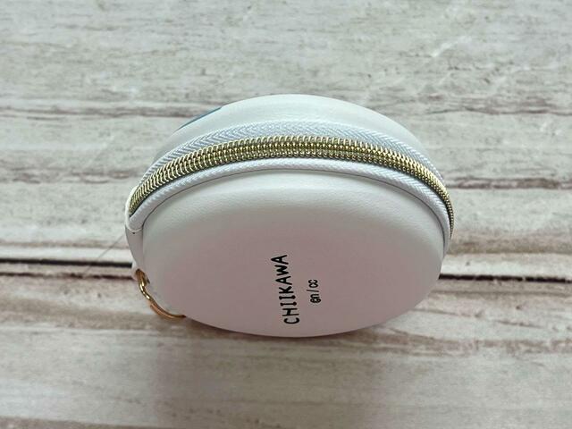 【しまむら：ガジェットポーチ（ちいかわ）】しっかりマチがあるのでたくさん入りそう♪