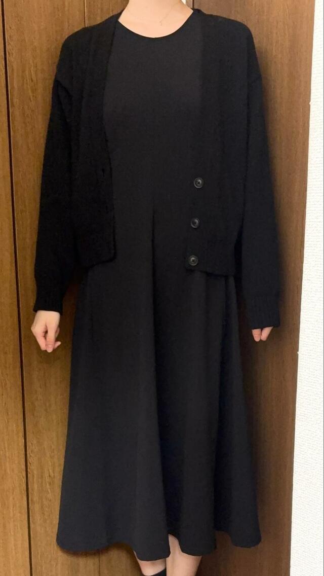 【UNIQLO ウルトラストレッチワンピース】もともとフレアでギャザーが入っているデザインなのでシワはそれほど目立たず、個人的に気になるレベルではありませんでした