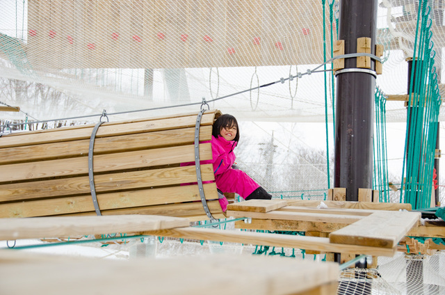 アミダス｜栂池高原スキー場「白馬つがいけSNOW WOW！」（スノーウェア提供：ISBJÖRN）