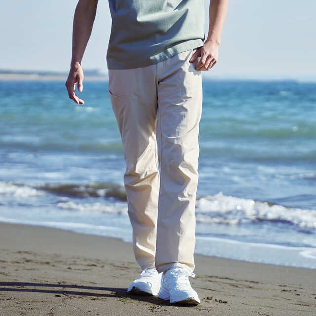 【ワークマンのスニーカー売れ筋ランキング 4位】「ハイバウンスバラストウォークLUXE（53496）」3,300円（税込）