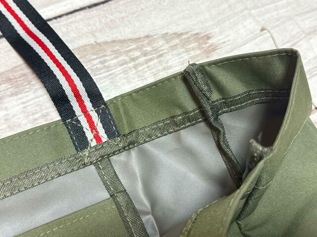 裏面はPVC貼加工が施されており、さっと拭くだけで汚れが落とせます