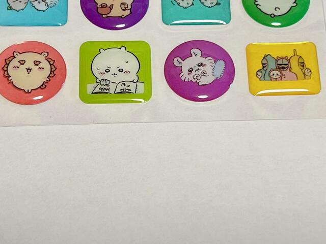 【ちいかわ100円雑貨】ちいかわたちの日常が切り取られているシール♪