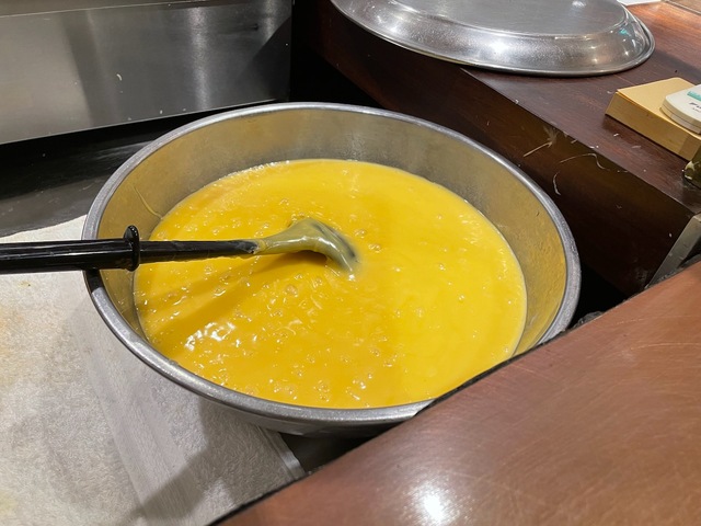 【シビタス】生地をひと晩寝かせたほうが、おいしく焼けるそうだ