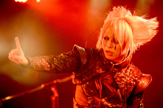 アルルカン・暁(Vo)