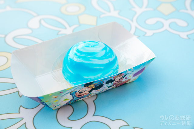 ラムネムースケーキ、スーベニアプレート付き ¥750