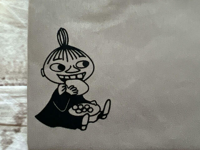 【cookpad plus2024年秋号付録/リトルミイフラットミニポーチ】お茶目なリトルミイがキュート♪