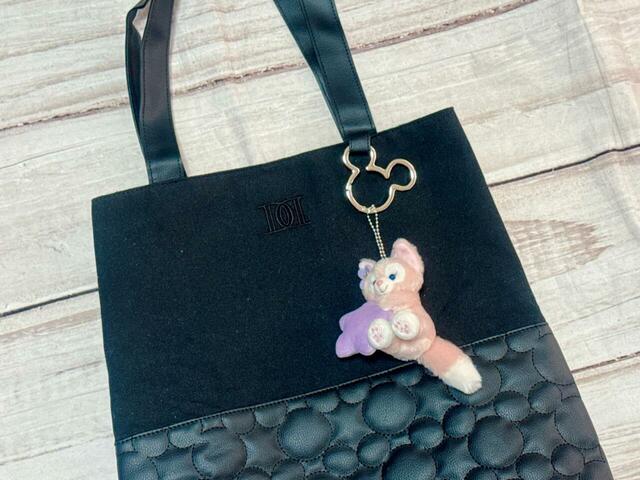 カラビナにチャームをつけてもかわいい♪