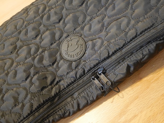 【ベルメゾン 軽量ワッペン付きショルダーバッグ 『スヌーピー』】ファスナーはダブル仕様になっていて便利♪