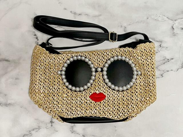 バッグは畳まれて入っています【a-jolie（アジョリー）PEARL BASKET 2WAY BAG】