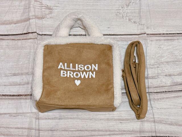 旬のボア＆ムートン調のポシェットとショルダーストラップが登場！