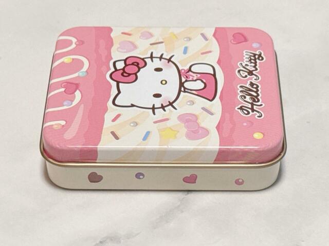 側面もかわいいハートなどの柄入り