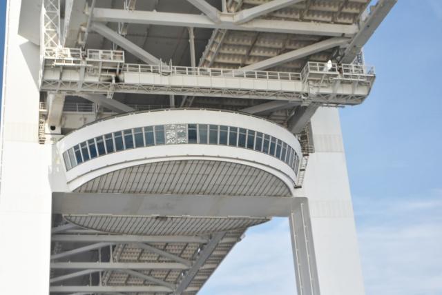 「横浜ベイブリッジ」の下に展望室があるのをご存じですか?